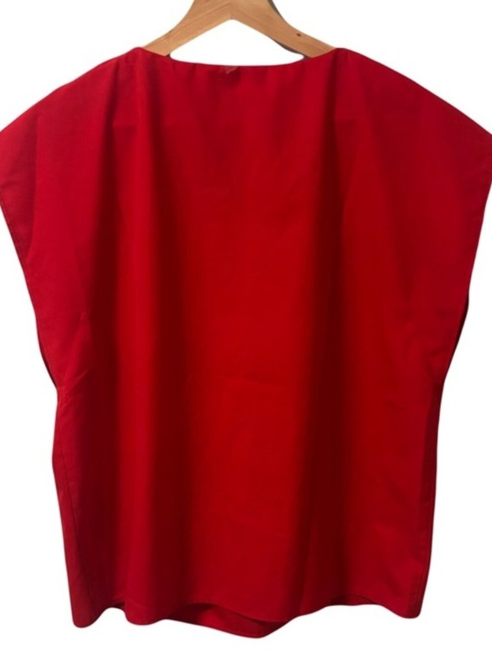 Red Women's Top size small - Picture 2 of 4